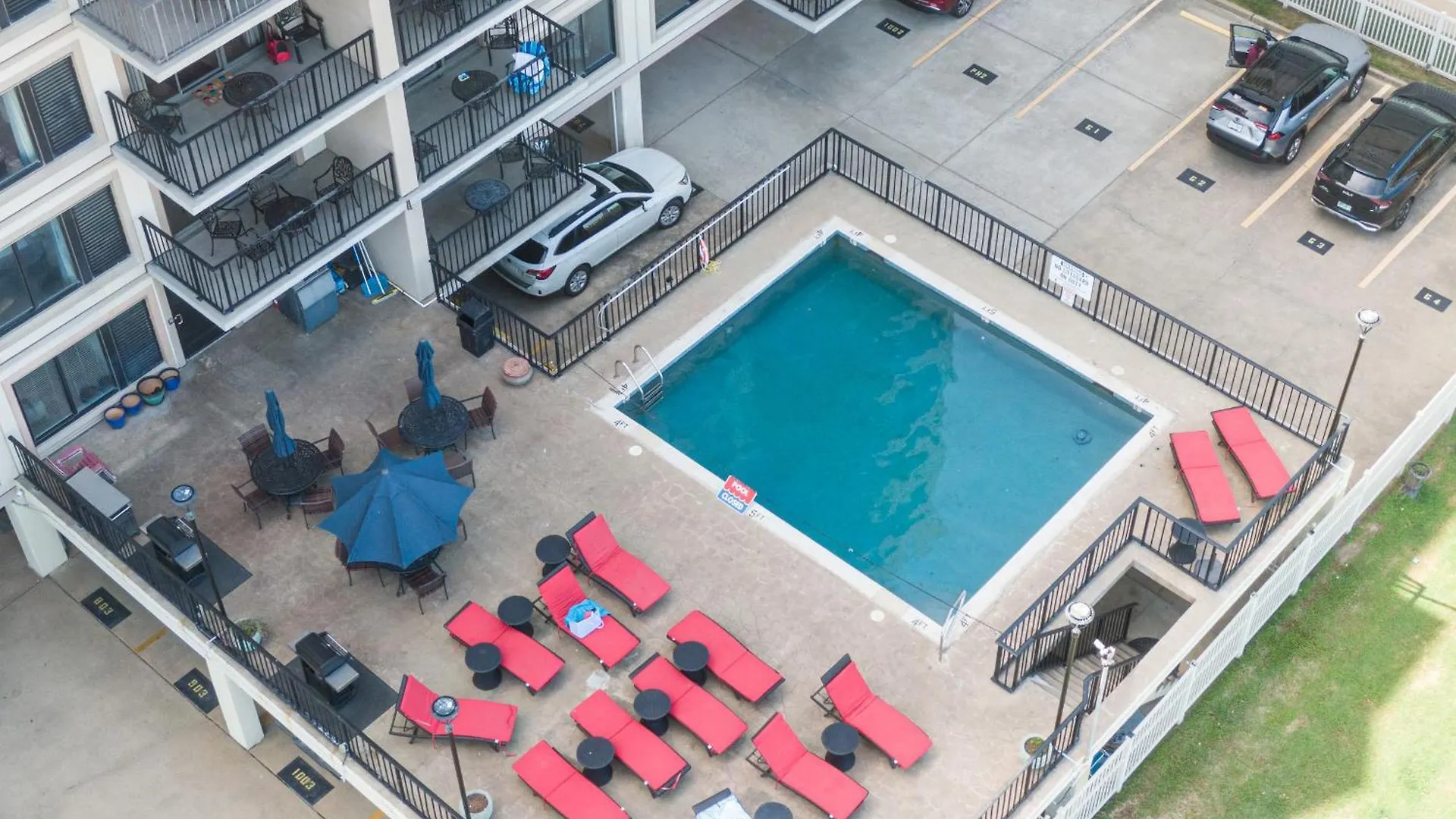 Resort The Colony At Virginia Beach